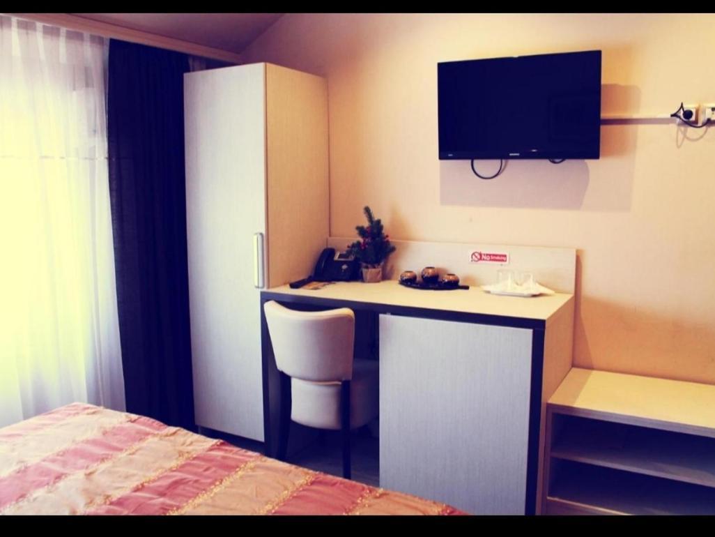 Motel Korzo Bihac Bilik gambar