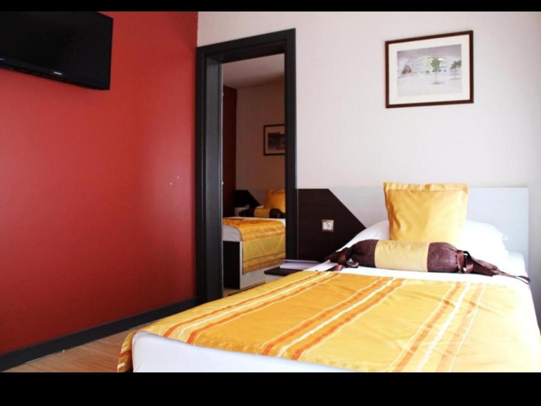 Motel Korzo Bihac Bilik gambar